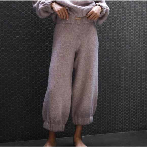lunya Pants - Lunya Cozy Gray Alpaca Knit Bubble jogger Pants L/XL
